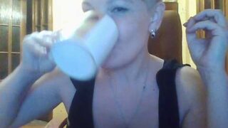 4chatt nude pussy closeups on cam for live sex video chat