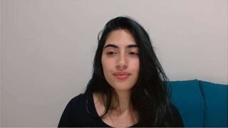 Akilahh20 nude pussy closeups on cam for live sex video chat
