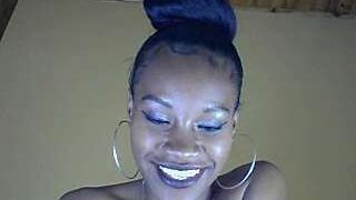 Alexa1106 nude pussy closeups on cam for live sex video chat