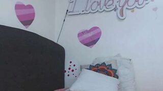 _Alexia_Moon_ nude pussy closeups on cam for live sex video chat