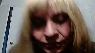alisonmerch nude pussy closeups on cam for live sex video chat