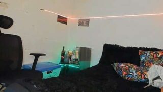 AMANDA_BEER nude pussy closeups on cam for live sex video chat