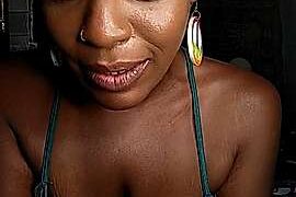 AmazonianMistress nude pussy closeups on cam for live sex video chat