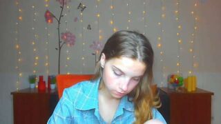 Ameliabond2 nude pussy closeups on cam for live sex video chat