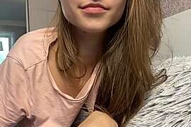 AnasteishaCharm nude pussy closeups on cam for live sex video chat