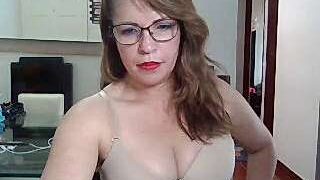 andrea24080 nude pussy closeups on cam for live sex video chat