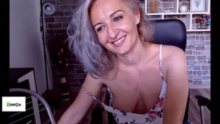 angel_devil_milf nude pussy closeups on cam for live sex video chat