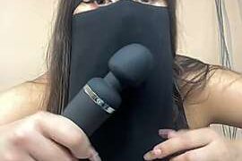 Anila_Dubai nude pussy closeups on cam for live sex video chat