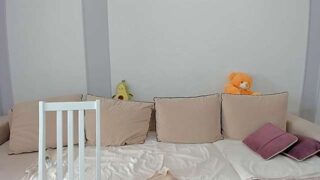 arias_berry nude pussy closeups on cam for live sex video chat