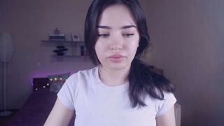 AriellaMurr nude pussy closeups on cam for live sex video chat