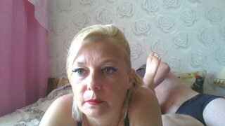 _attractive_ nude pussy closeups on cam for live sex video chat