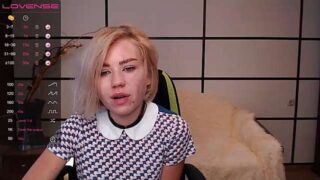 Aurikabarbiy nude pussy closeups on cam for live sex video chat