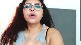Azahara_Dashkov nude pussy closeups on cam for live sex video chat