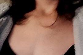 Berrie69 nude pussy closeups on cam for live sex video chat