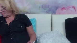 Bigbushholes nude before cam – live sex chat