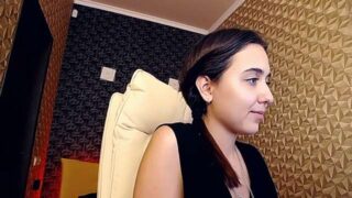 CamilaRoss nude pussy closeups on cam for live sex video chat