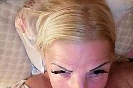 Chanel40 nude pussy closeups on cam for live sex video chat