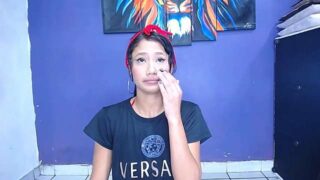 clan_comeback nude pussy closeups on cam for live sex video chat