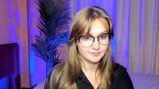 CoralineMiler nude pussy closeups on cam for live sex video chat