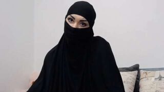 CoxElysha nude pussy closeups on cam for live sex video chat
