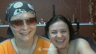 Crazy_Love_Couple_ nude pussy closeups on cam for live sex video chat