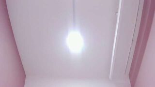 crystaal_16 nude pussy closeups on cam for live sex video chat