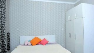 Cutie_lulu_ nude pussy closeups on cam for live sex video chat