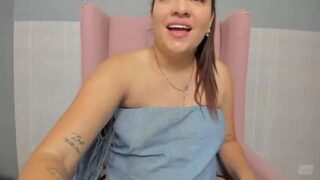 daniellemaiden nude pussy closeups on cam for live sex video chat