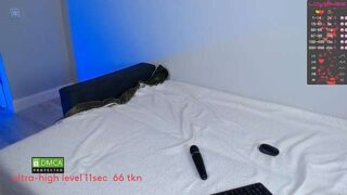 _dewwy88 nude pussy closeups on cam for live sex video chat