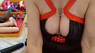 ELISAimola nude pussy closeups on cam for live sex video chat