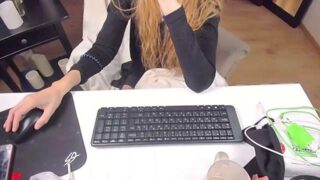 Elizabe_th nude pussy closeups on cam for live sex video chat