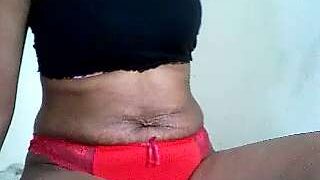 emilie_mimi nude pussy closeups on cam for live sex video chat