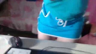 Emilly_kissy nude pussy closeups on cam for live sex video chat
