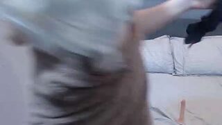 EmmaJonhson99 nude pussy closeups on cam for live sex video chat