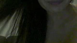 enjoy-thai-lady nude pussy closeups on cam for live sex video chat