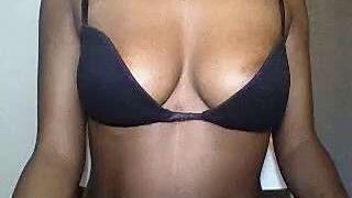 Erotika-Dior nude pussy closeups on cam for live sex video chat