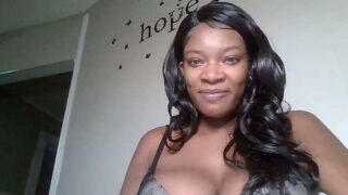 EyeCandyBrown nude pussy closeups on cam for live sex video chat