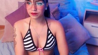 ?, Nicolette ? nude before cam – live sex chat