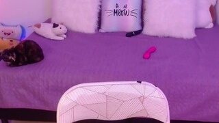 ?, ELLEN MEOW? nude before cam – live sex chat
