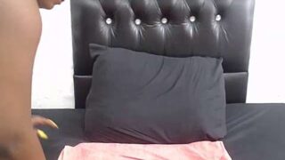 FATASSANDBOOBS nude pussy closeups on cam for live sex video chat