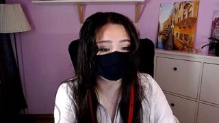 Fatiniy nude pussy closeups on cam for live sex video chat