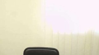 Gabby_girl nude pussy closeups on cam for live sex video chat