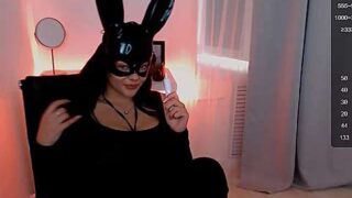 Gabi_Salis nude pussy closeups on cam for live sex video chat