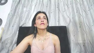 girasol_walton nude pussy closeups on cam for live sex video chat