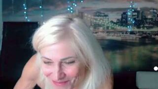 gracefulvinee nude pussy closeups on cam for live sex video chat