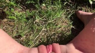 gracies garden piss