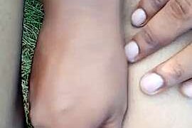 Hanuchikka nude pussy closeups on cam for live sex video chat