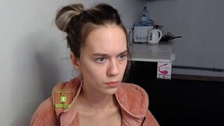 HorhyTeen nude pussy closeups on cam for live sex video chat