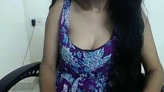 Hotty_avni nude pussy closeups on cam for live sex video chat