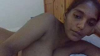 IndianvixxenX nude pussy closeups on cam for live sex video chat